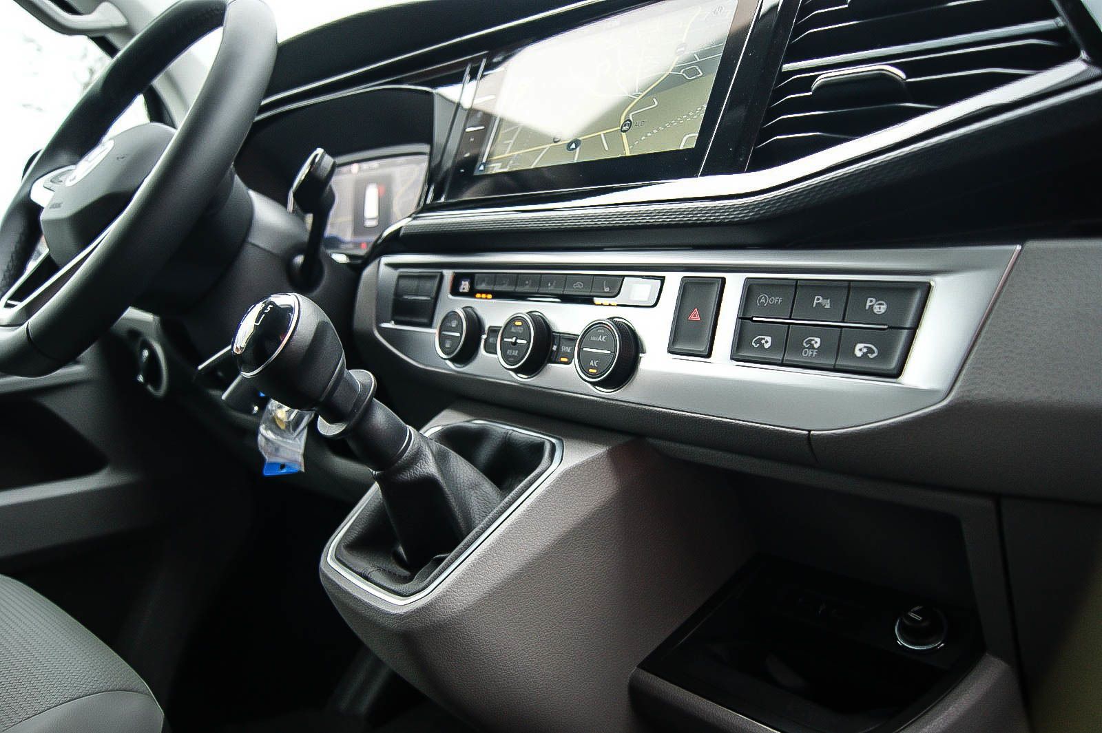 Fahrzeugabbildung Volkswagen T6.1 Caravelle 20TDI NEUWERTIG GARANTIE bis 2028