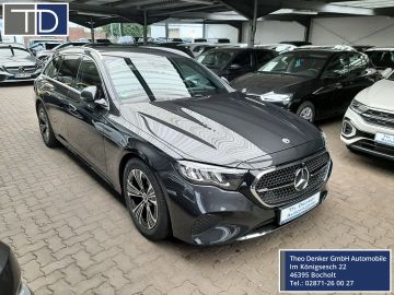 Mercedes E 220 - 1