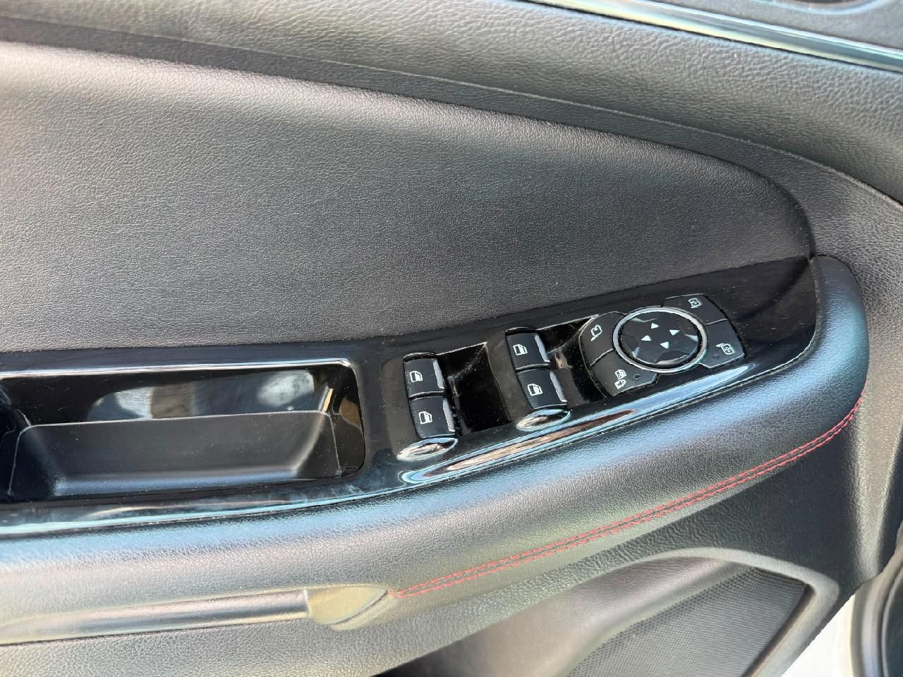 Fahrzeugabbildung Ford Edge ST-Line 4x4 Pano, AHK, Vollausst., Matrix