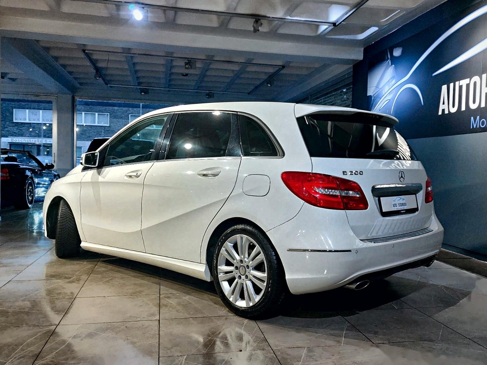 Mercedes-Benz B 200 *Erst 86tkm*Automatik*Navi*PDC*AHK 1,4t*