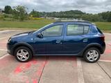 Dacia Sandero TCe 90 Stepway Essential ,AHK,Navi,Klima - Dacia Sandero mit Anhängerkupplung