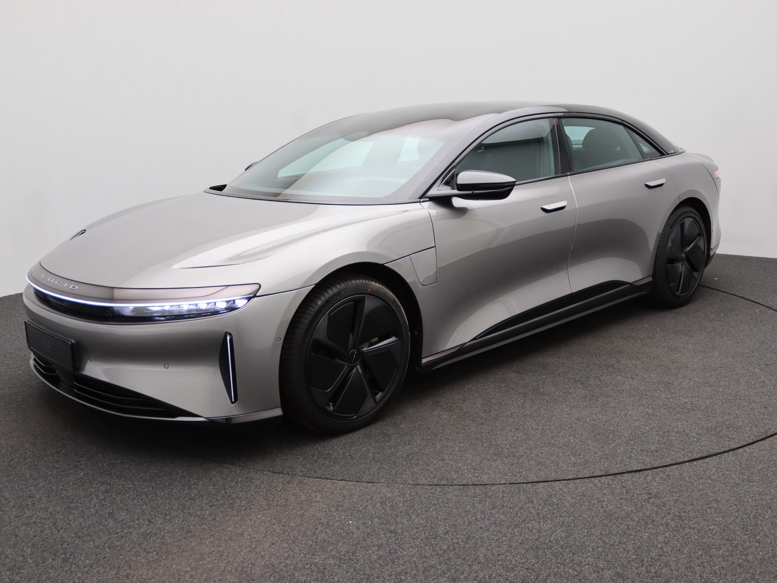 Lucid Air Touring AWD