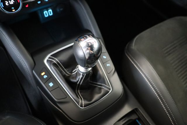 Fahrzeugabbildung Ford Focus Turnier ST 2.3 Eco |1HAND|B&O|KAMERA|LED|