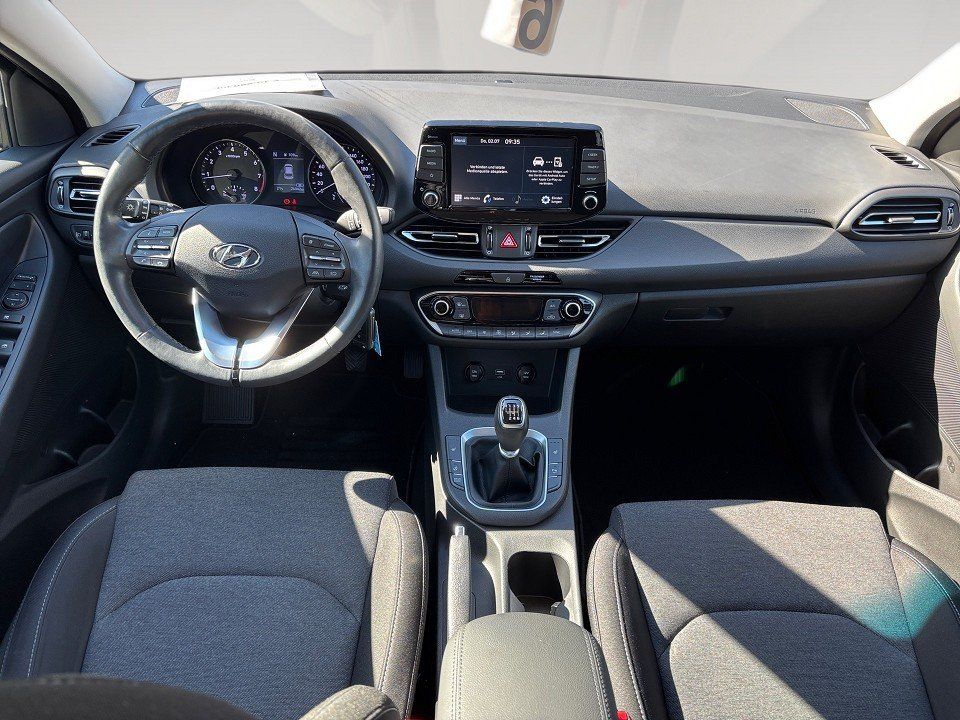 Fahrzeugabbildung Hyundai i30 1.5T 160PS 48V Edition 30