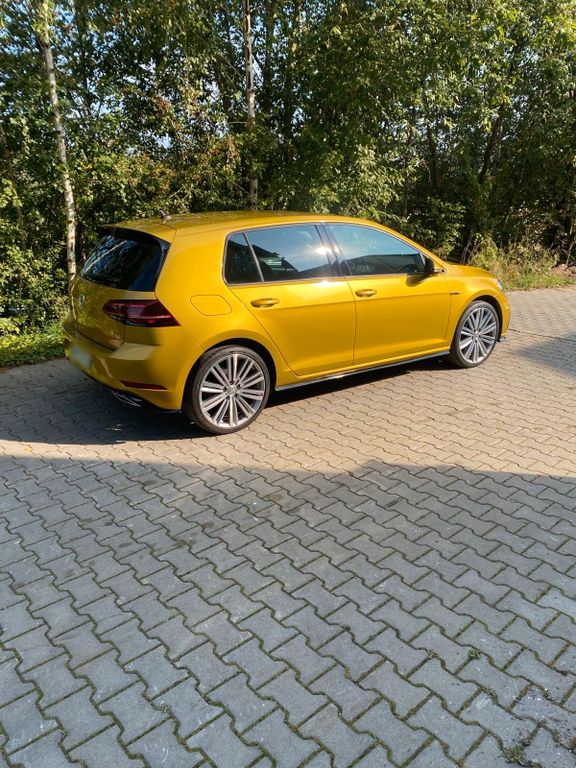 Image of Volkswagen Golf