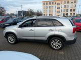 Kia Sorento 2.2 CRDI Spirit 4WD*AUTO*MOTOR-SCHADEN** - Kia Sorento: Unfallwagen