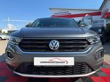 Volkswagen T-Roc 2,0  TSI Sport 4Motion*AHK*Spurhalteass.*R - Volkswagen T-Roc mit Benzin-Antrieb: Limousine