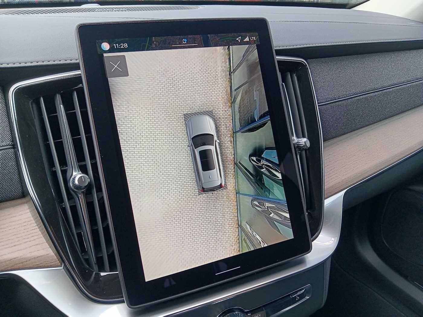 Fahrzeugabbildung Volvo XC90 T8 AWD Plus Bright 'Anhängerkupplung'