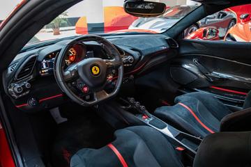 2018 Ferrari 488 PISTA — миниатюра 15