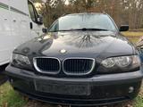 BMW 320d Touring - Facelift Schwarz - BMW 320 aus 2004: Kombi, D
