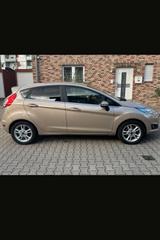 Ford Fiesta 1,0 EcoBoost 74kW Titanium PowerShift... - Ford Fiesta Gebrauchtwagen in Essen