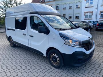 Renault Trafic - 1