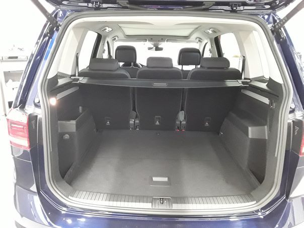 Volkswagen Touran - Bild 8