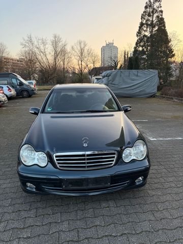 Mercedes-Benz C 200 C -Klasse Lim. C 200 Kompressor