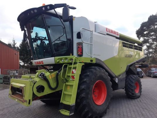 Claas Lexion 740