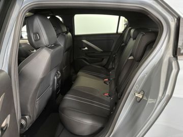 Fotografie 12 des Opel Astra 1.2 Turbo Hybrid 48 V GS