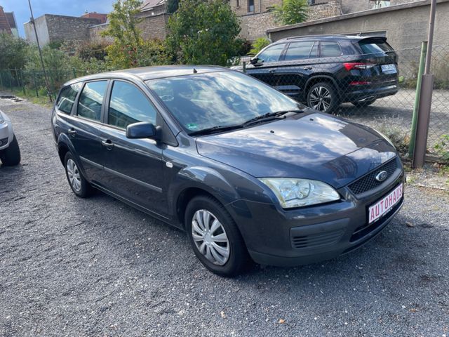 Ford Focus 1.6 Ghia Klima Sitzheizung Kein Tuv