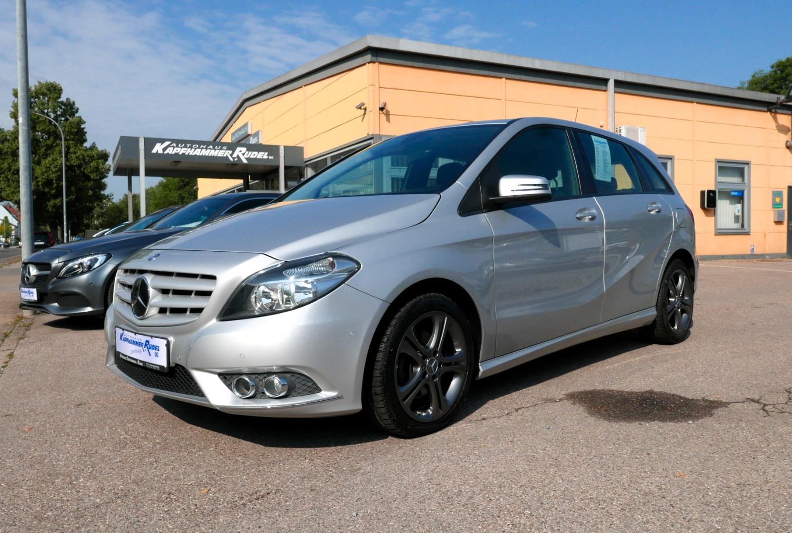 Mercedes-Benz B 220 CDI/NAVI/PTS/AUTOMATIK/TEMPOMAT