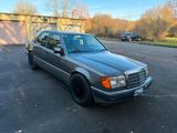 Mercedes-Benz MERCEDES W124 LIMO 300D AUTOMATIK KLIMA OL... - Mercedes-Benz 300: D W124