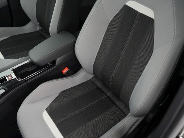 Mokka B ELEGANCE AT+LED LICHT+NAVI+RÜCKFAHRKAMER