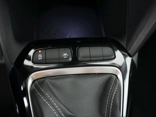 Corsa F FACELIFT+RÜCKFAHRKAMERA+SITZHEIZUNG+LENK