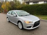 Mitsubishi Lancer Sportback Intense - Mitsubishi Lancer aus 2010: Sportback