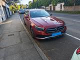 Mercedes-Benz E 220 d T Autom. - Mercedes-Benz E 220 Gebrauchtwagen in Stuttgart