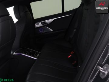 BMW 840 - 12