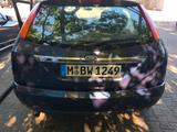 Ford Focus 1.6 Ghia Ghia - Ford Focus aus 2002: Ghia