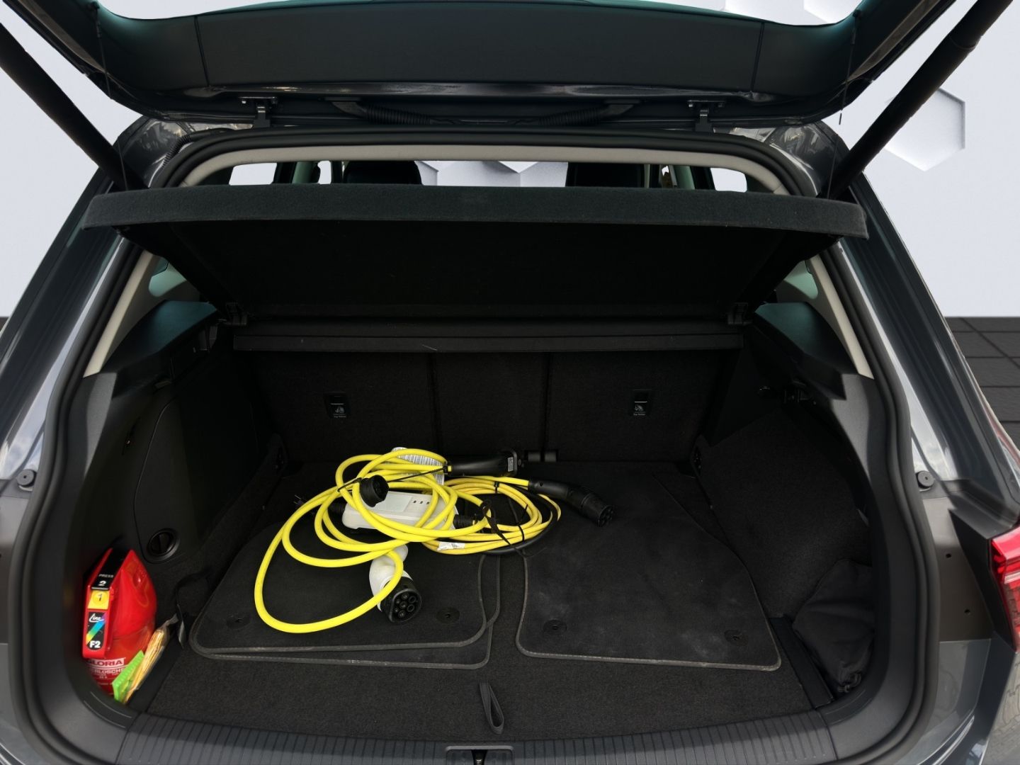 Tiguan eHybrid Elegance 1.4 TSI Hybrid 110kW AHZ