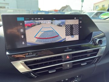 Citroën C4 MAX 1.2 PureTech 130 +HUD+Kam.+LED+SHZ+SpurH