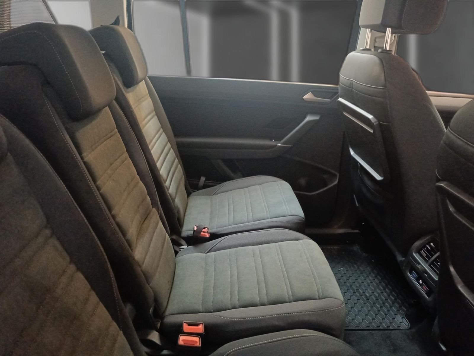 Volkswagen Touran - Bild 20