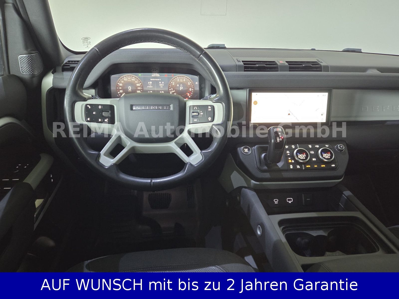 Fahrzeugabbildung Land Rover Defender 110 P400 V6, Pano, Meridian, Luft, LED