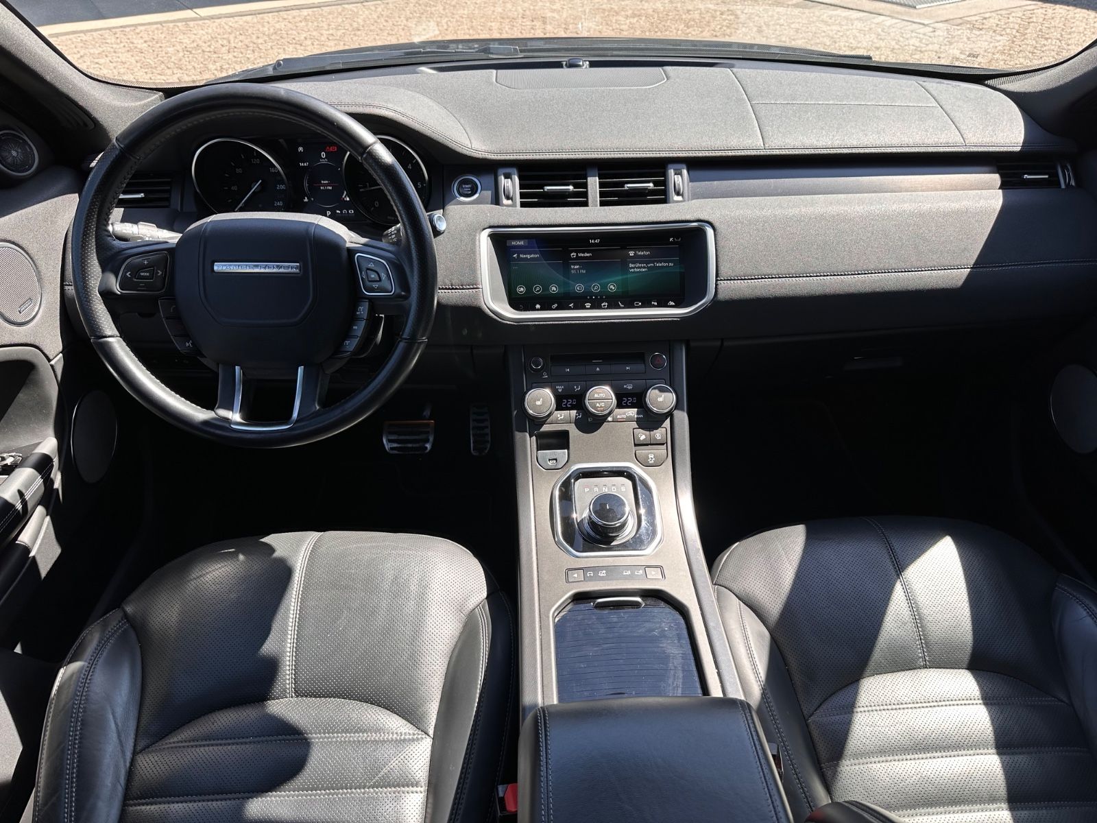 Fahrzeugabbildung Land Rover Range Rover Evoque 230 SD4 HSE Dynamic AHK/SOUND
