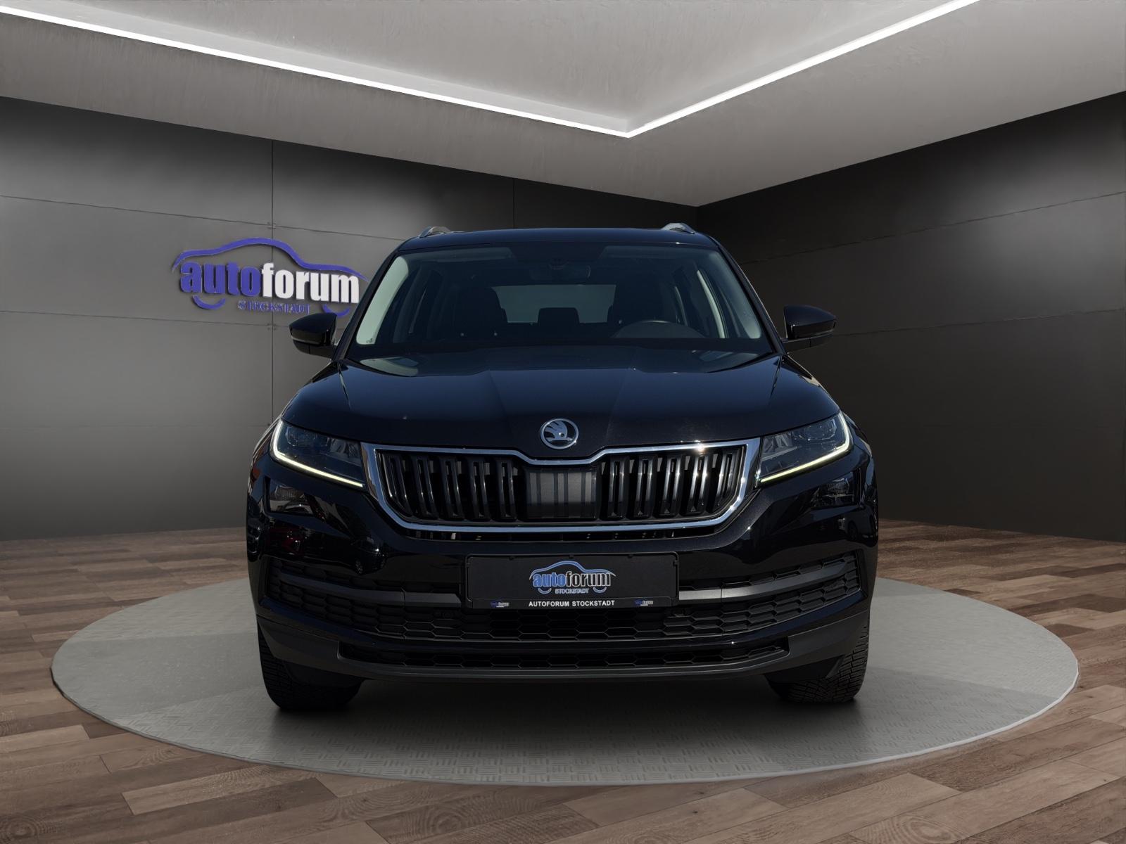 Skoda Kodiaq 7-SITZER°AHK°PANO°LED°NAVI°KAMERA°SHZ