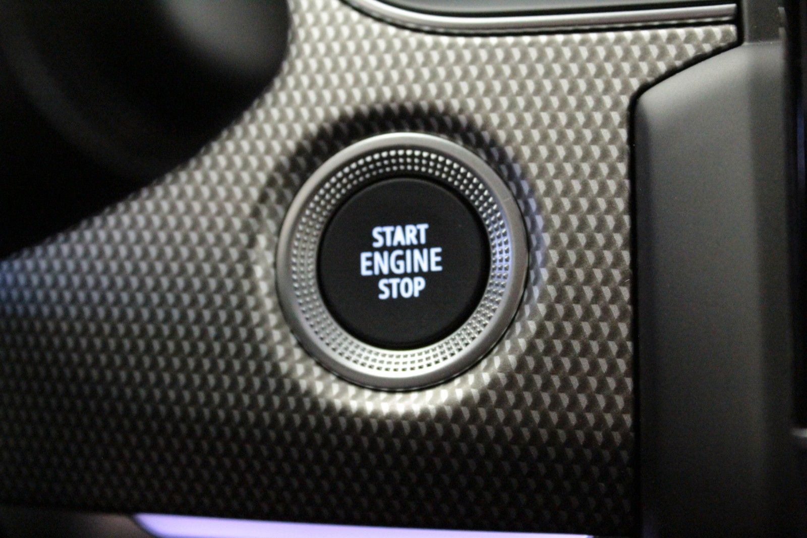 Fahrzeugabbildung Renault Arkana Mild Hybrid 140 EDC Techno*Winterpaket*