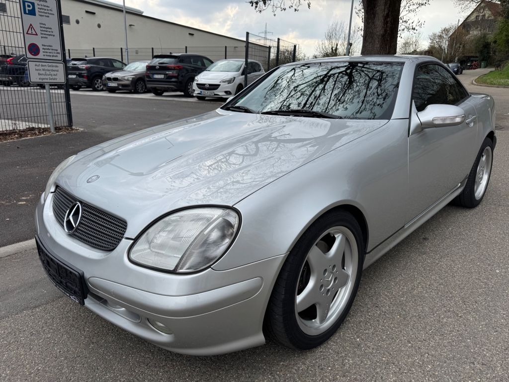 Mercedes-Benz SLK 320