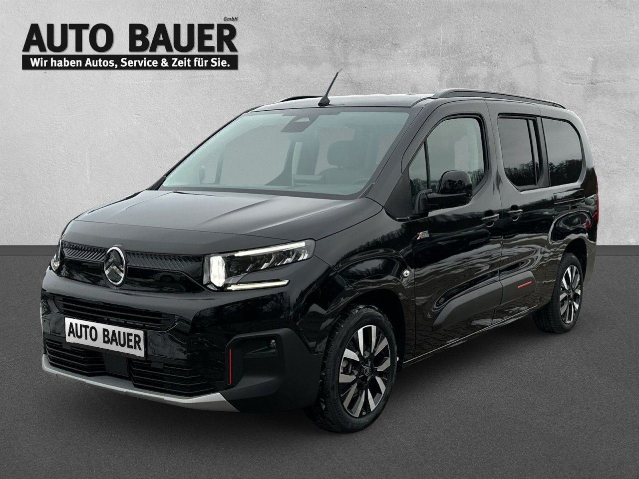Fahrzeugabbildung Citroën Berlingo XL Diesel 130 Max XTR - mit KI generiert/bearbeitet