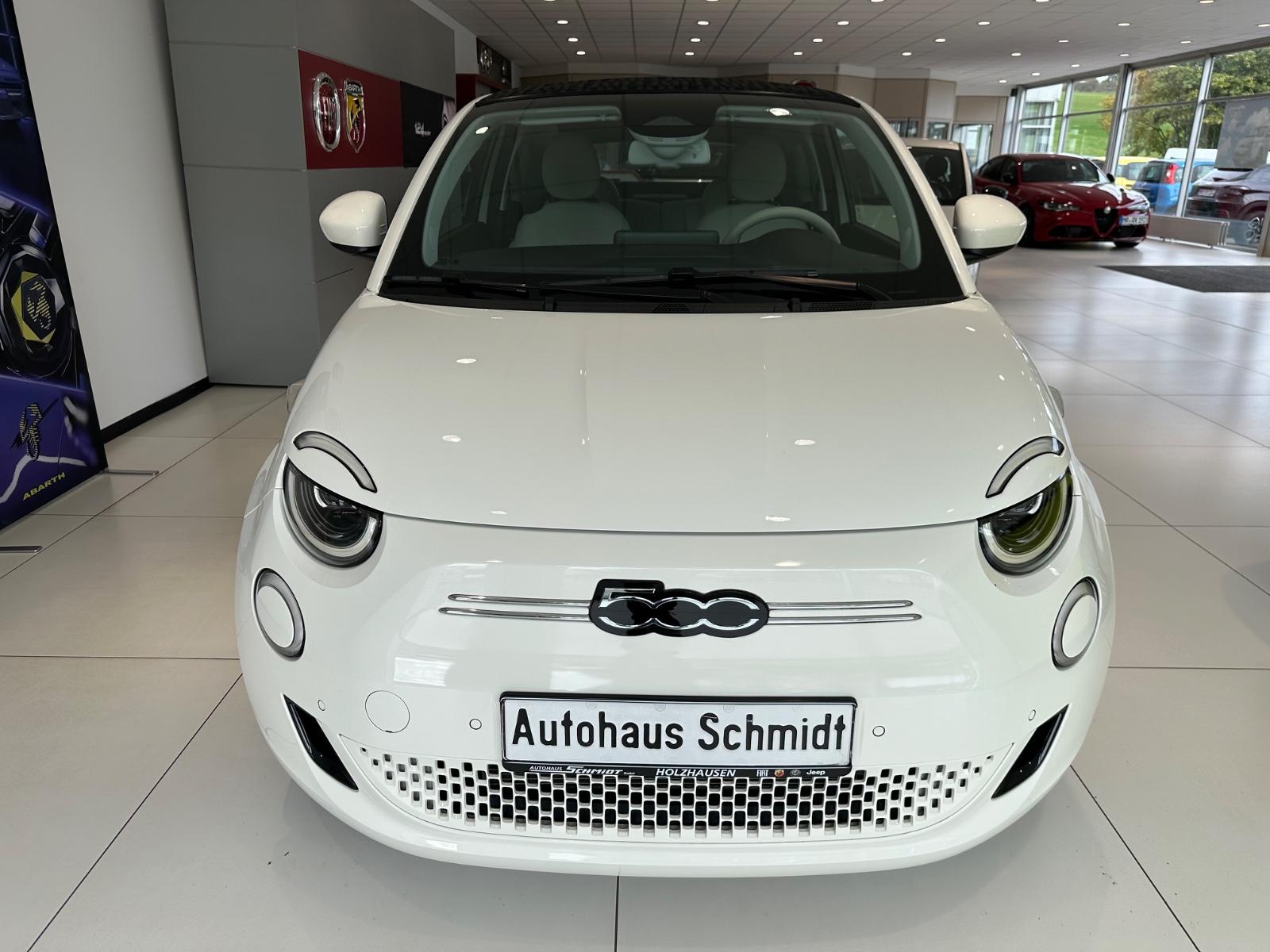Fiat 500e 500 e la Prima by Bocelli Cabrio