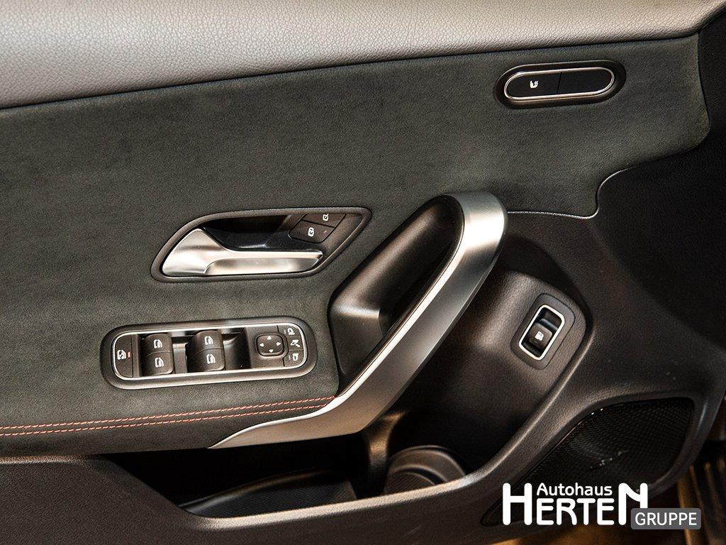 Mercedes-Benz A 250 e+AMG PREMIUM+KEYLESS+R-KAMERA+LED+AMBIENT