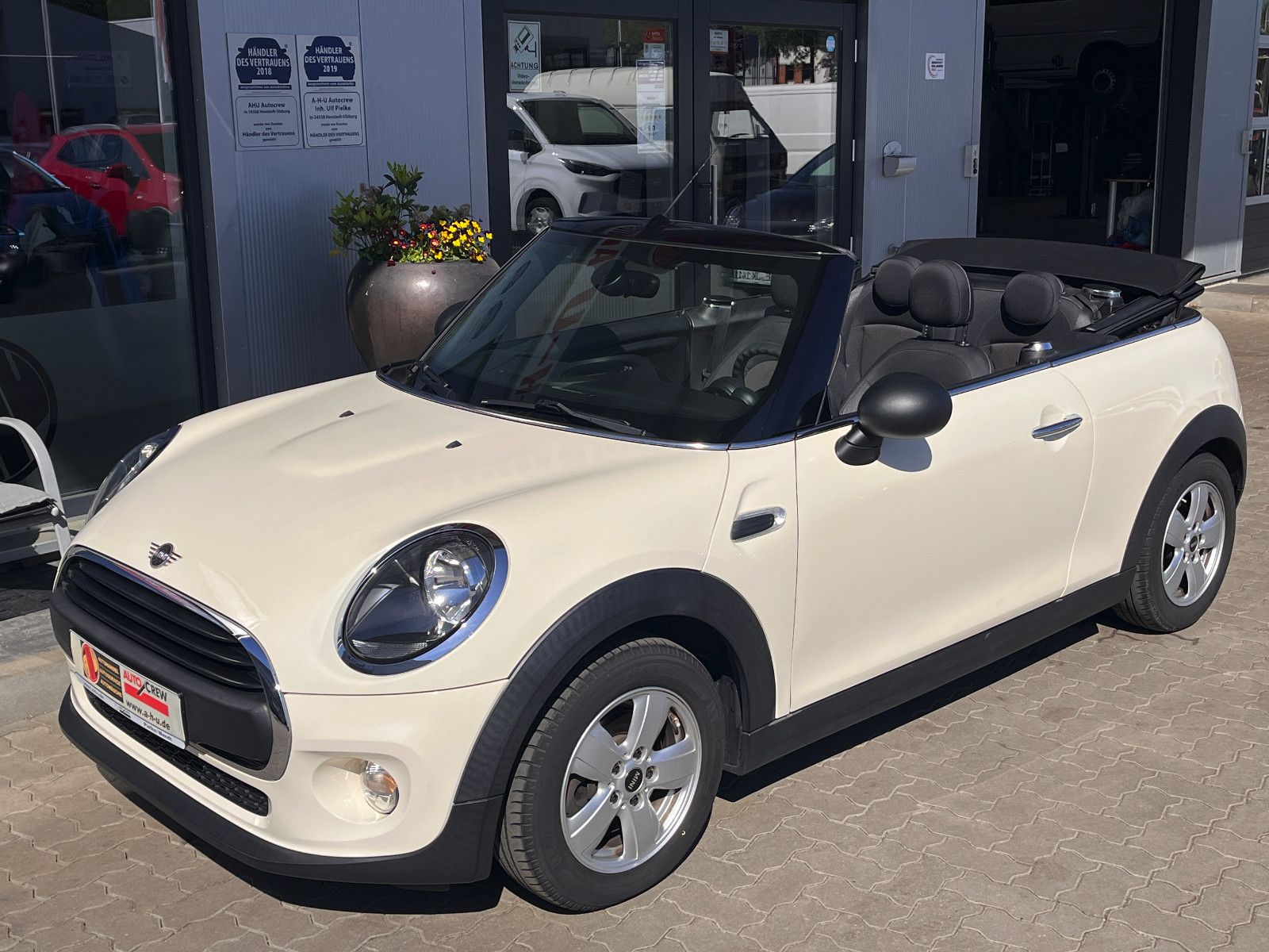 Fahrzeugabbildung MINI One Cabrio
