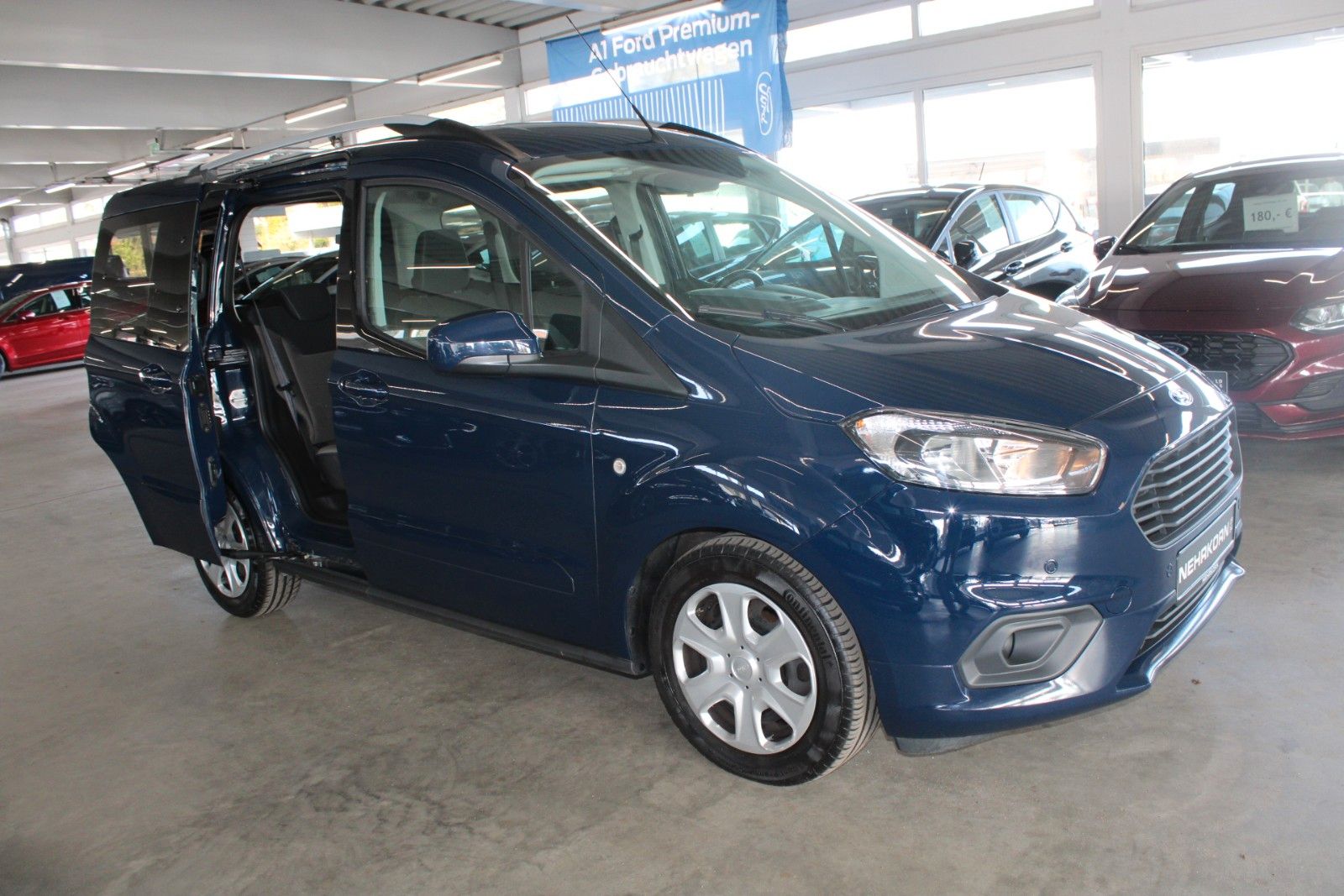 Fahrzeugabbildung Ford Tourneo Courier 1.5 TDCi Trend AHK KLIMA WinterP