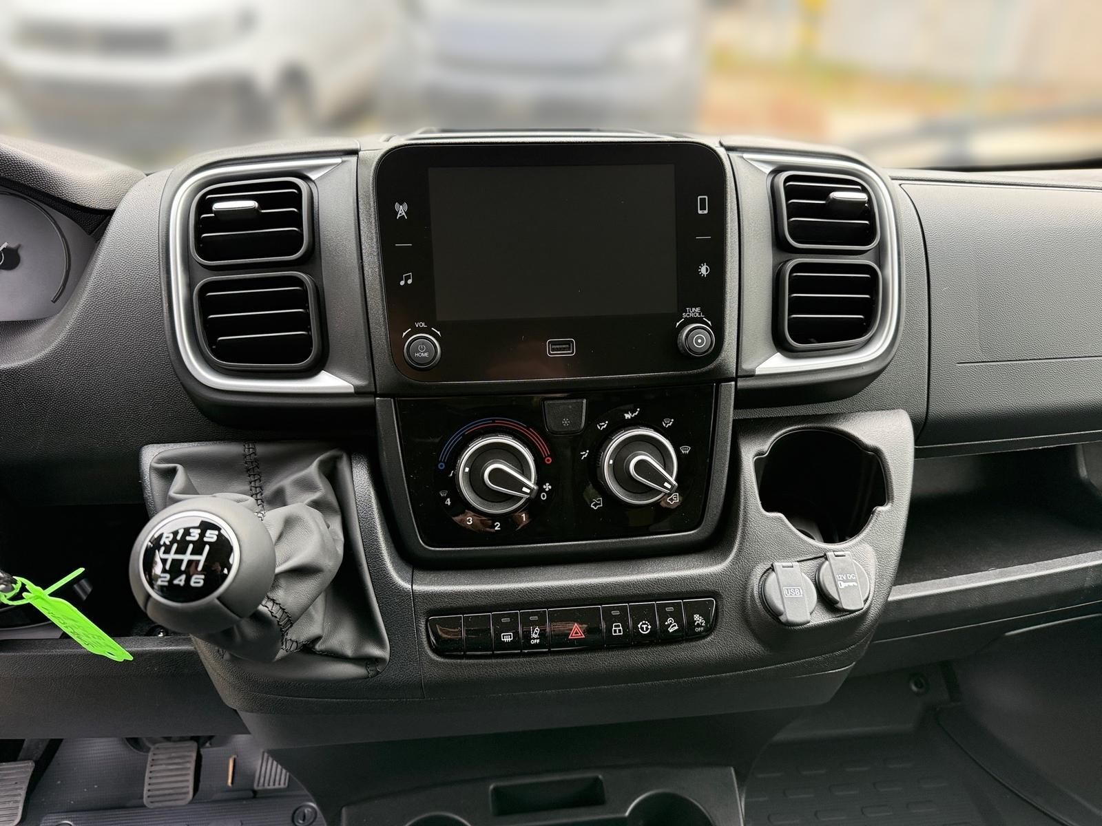 Fahrzeugabbildung Fiat Ducato Pritsche Maxi L3 Doka 140 MT6