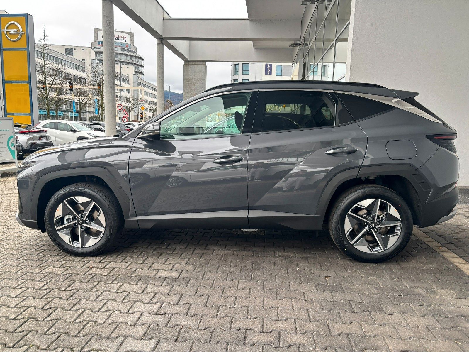 Fahrzeugabbildung Hyundai TUCSON 1.6 T-GDI Hybrid Trend MATRIX-LED!