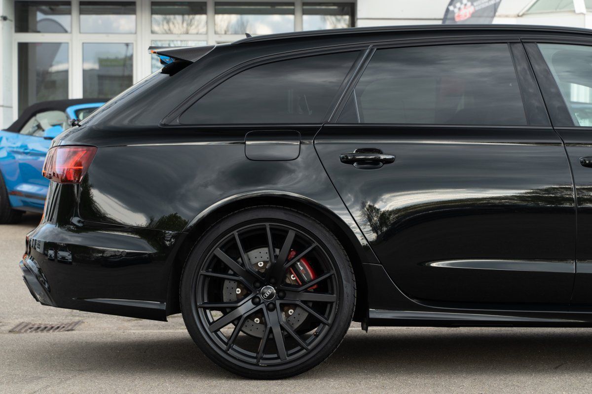 Audi RS6 (Avant performance ABT/Akrapovic/Keramik/1.Hd)