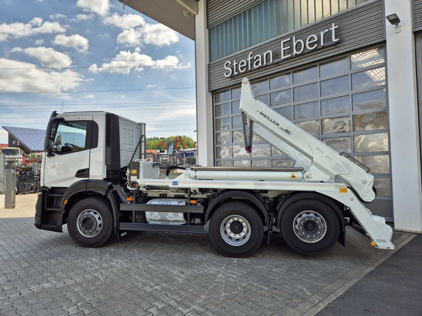 Fahrzeugabbildung Iveco X-Way AD280X42Y/PS Meiller AK 16.T Funk Intarder