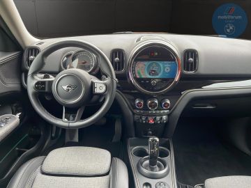 MINI Countryman S (Cooper) - 8