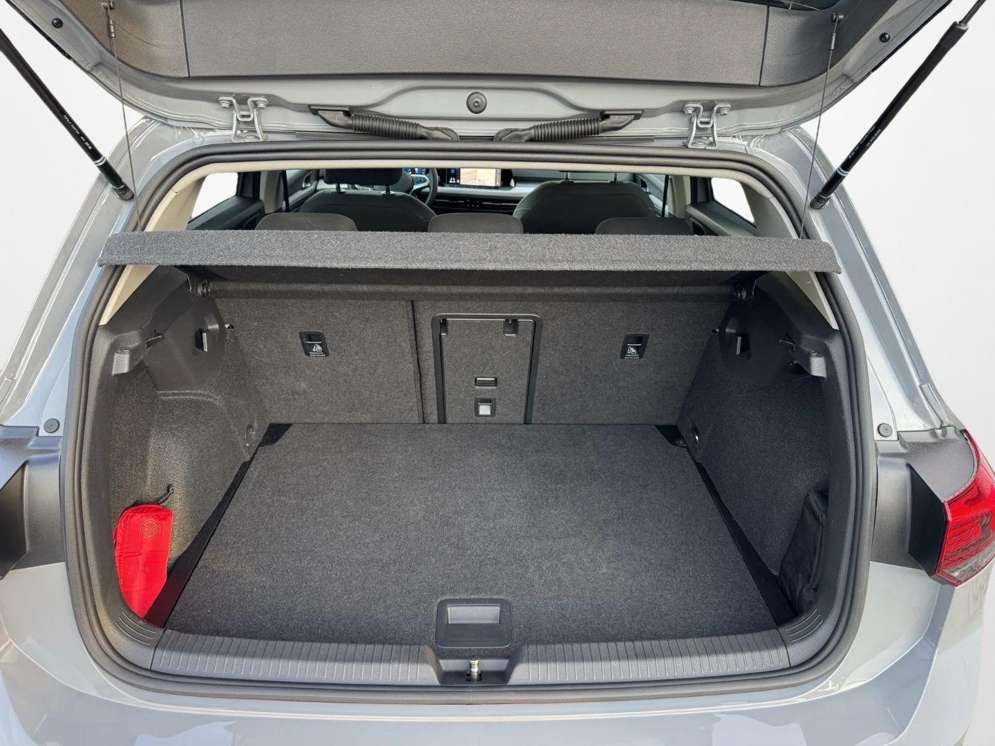 Golf VIII 1.5 eTSI DSG "MOVE" *PLUS*LED*NAVI*
