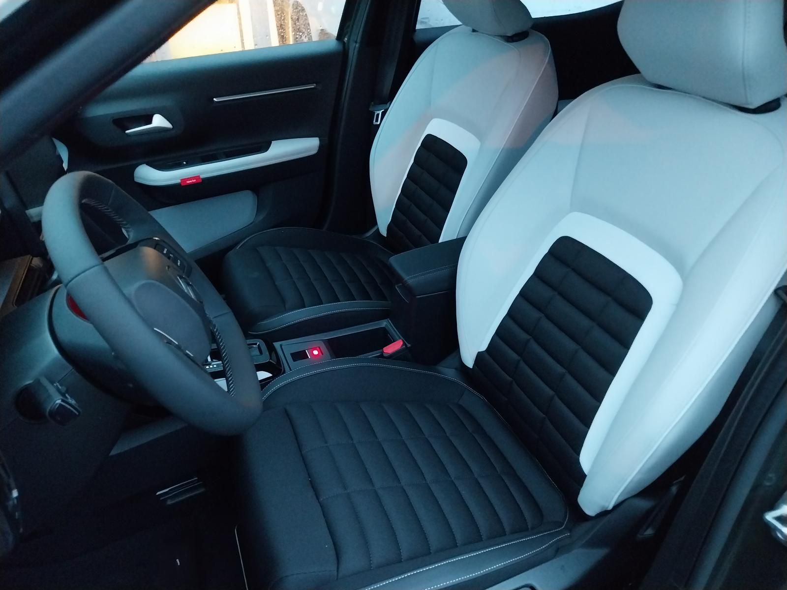 Citroën ë-C3 Aircross - Bild 12