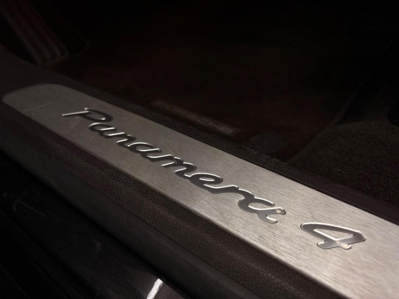 PORSCHE PANAMERA 3.6 V6 299 ch 4X4 BVA - TOIT PANORAMIQUE - SUSPENSION PNEUMATIQUE - CAMERA DE RECUL